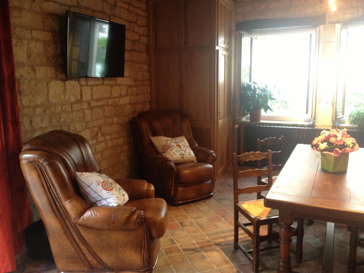 Auberge Les Tilleuls Vincelottes Exterior foto